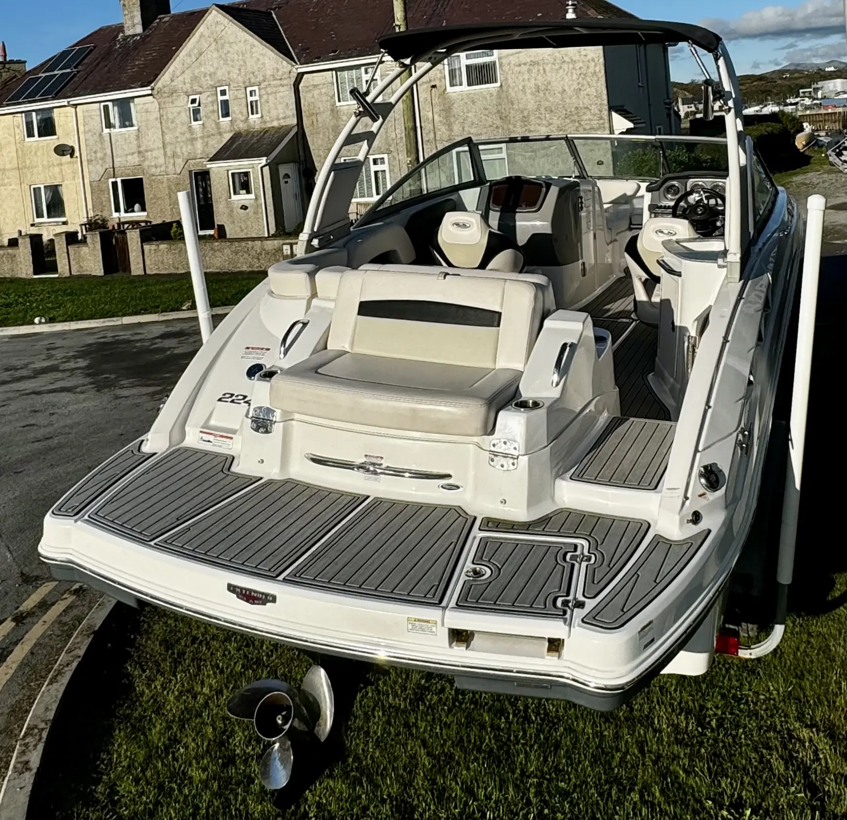 2017 Chaparral 224 sunesta