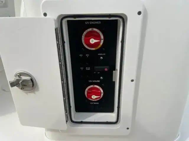 Cobia 240 Center Console