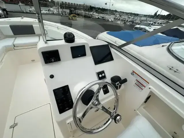 Cobia 240 Center Console