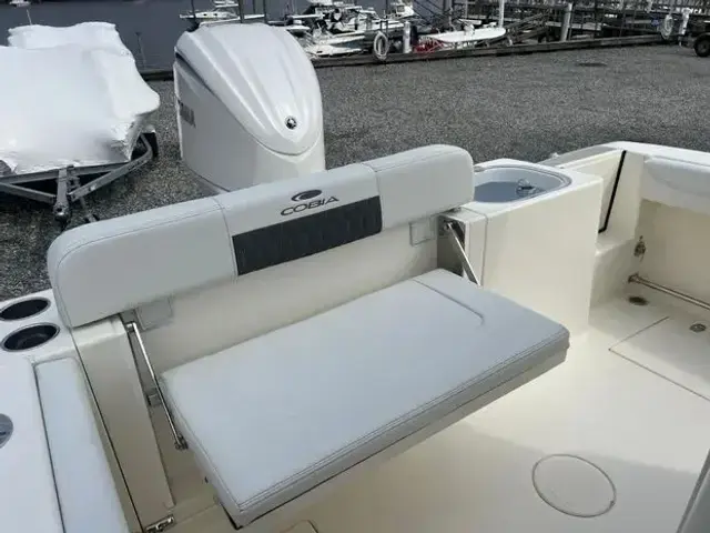 Cobia 240 Center Console