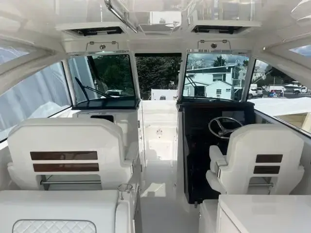 Pursuit DC 306 Dual Console