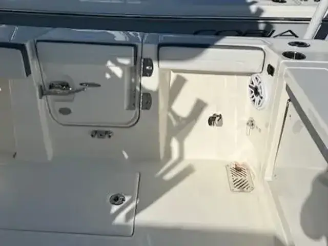 Cobia 285 Center Console