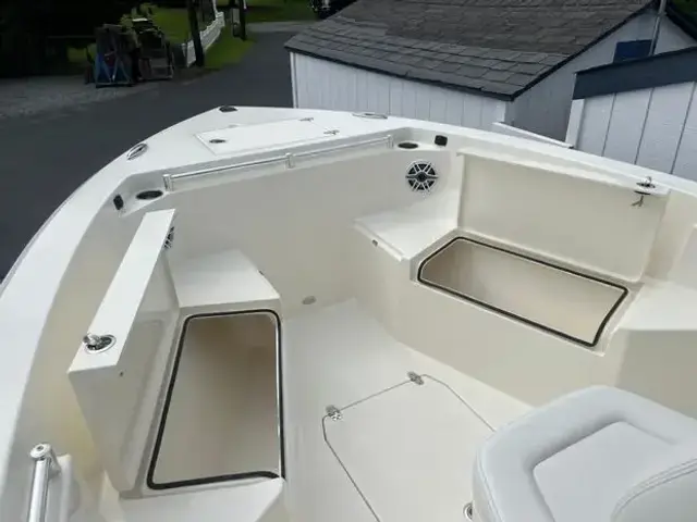 Cobia 240 Center Console