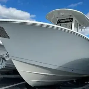 2025 Cobia 265 Center Console Open