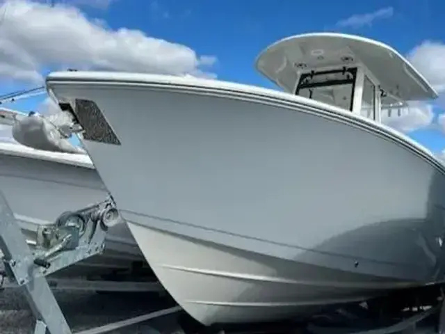 Cobia 265 Center Console Open