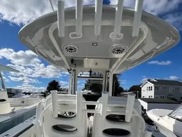 Cobia 265 Center Console Open