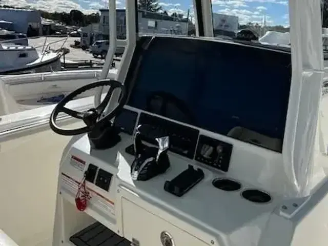 Cobia 285 Center Console