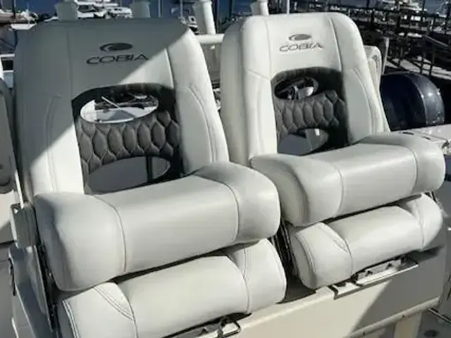 Cobia 285 Center Console