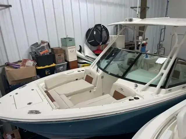 Cobia 240 Dual Console