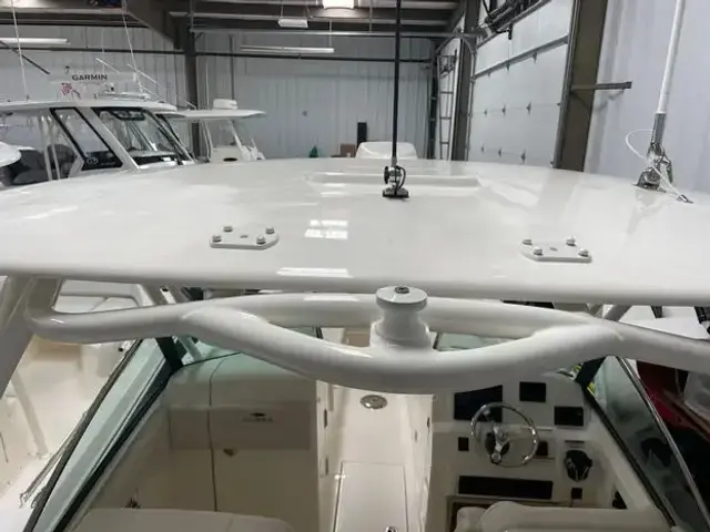 Cobia 240 Dual Console