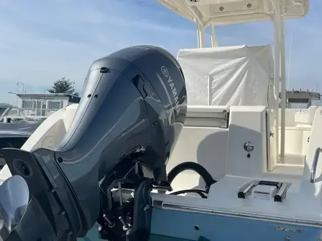 Cobia 220 Center Console