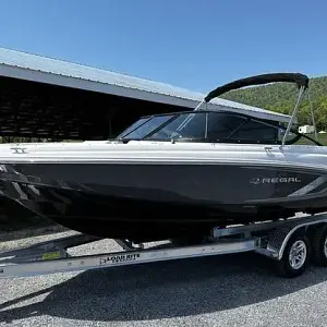 2024 Regal 2000 ESX Bowrider