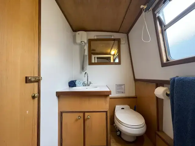 Clifton Cruisers 56' Narrowboat