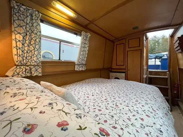 Clifton Cruisers 56' Narrowboat