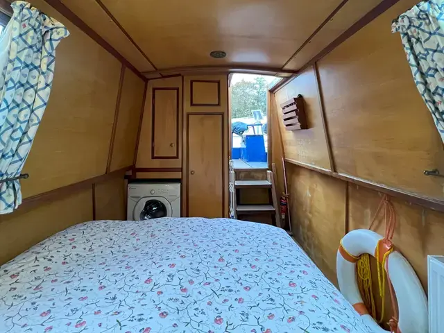 Clifton Cruisers 56' Narrowboat