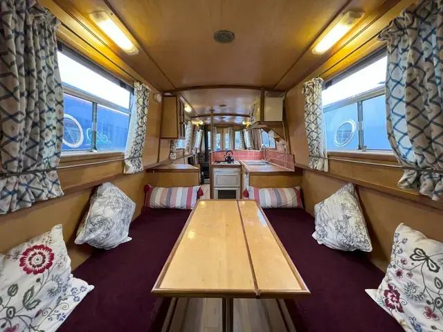 Clifton Cruisers 56' Narrowboat