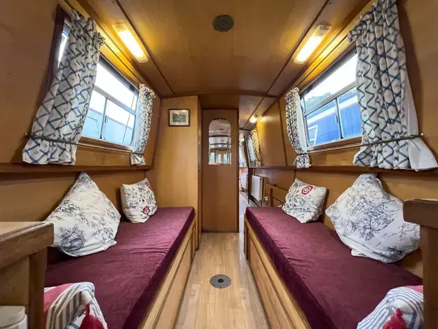 Clifton Cruisers 56' Narrowboat