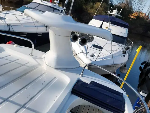 Sealine F33 Flybridge