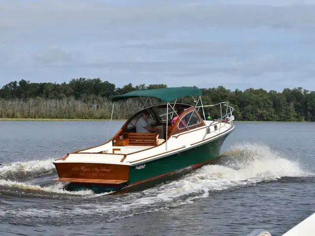 Matthews Bay Explorer 26