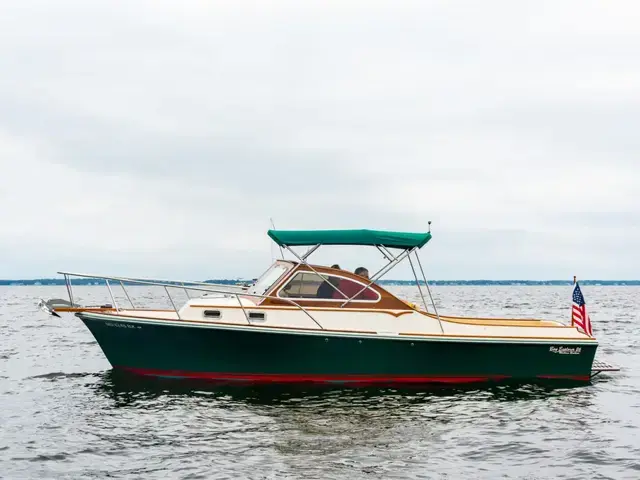 Matthews Bay Explorer 26