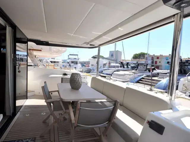 Absolute Navetta 52