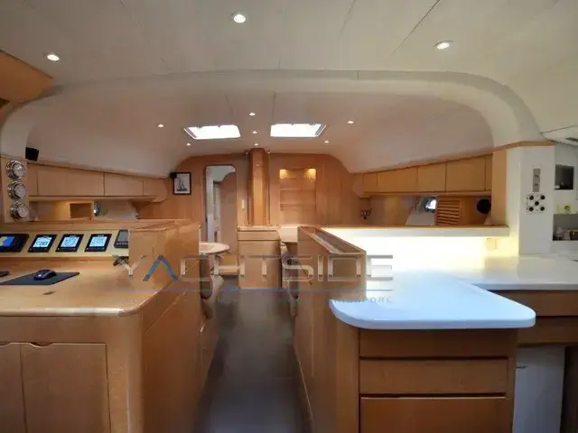 Custom Phenix CRUISING YACHT