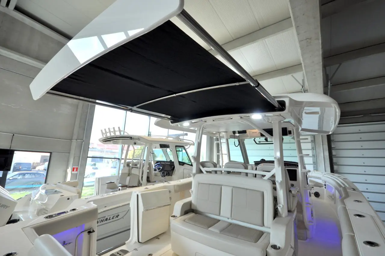 2022 Boston Whaler 380 outrage