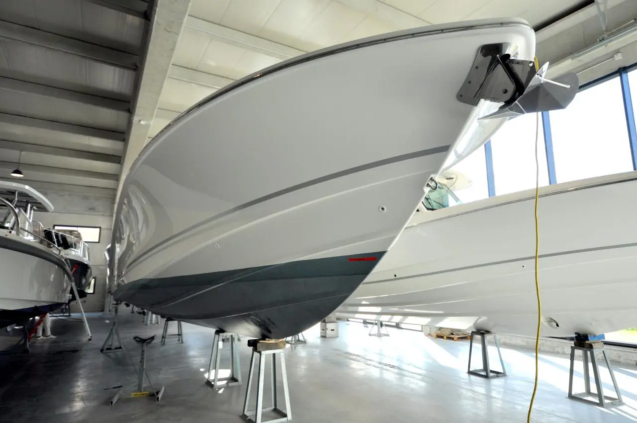 2022 Boston Whaler 380 outrage