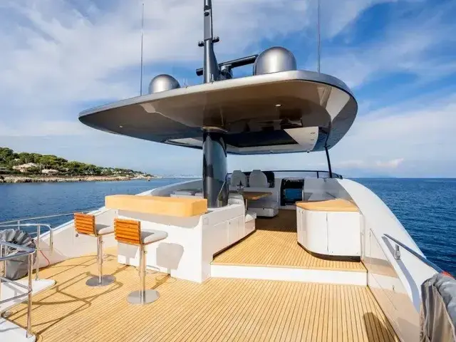 Azimut Magellano 25