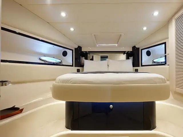 Riva Aquarius 54