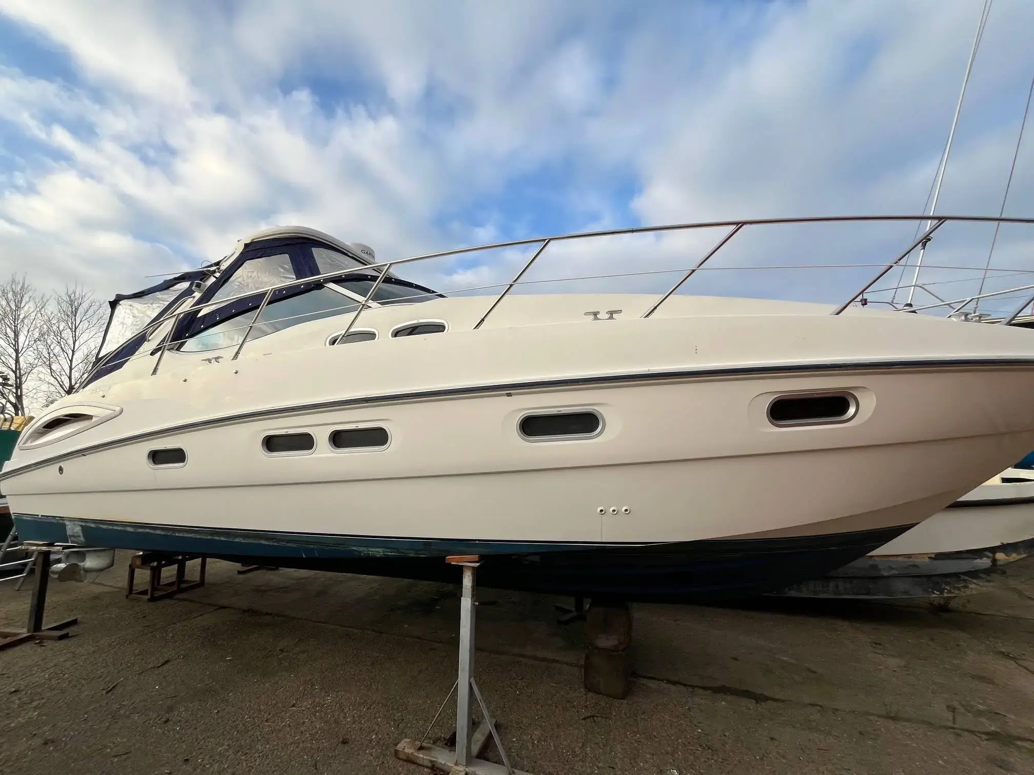 2004 Sealine s38