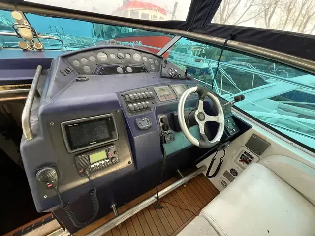 Sealine S38