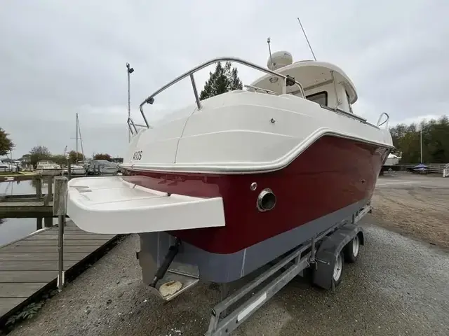 Arvor 230