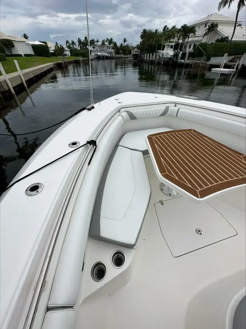 2014 Boston Whaler 300 outrage