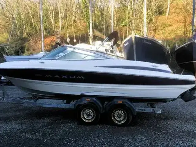 Maxum 1900 SR Bowrider