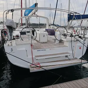 2018 Beneteau Oceanis 51.1