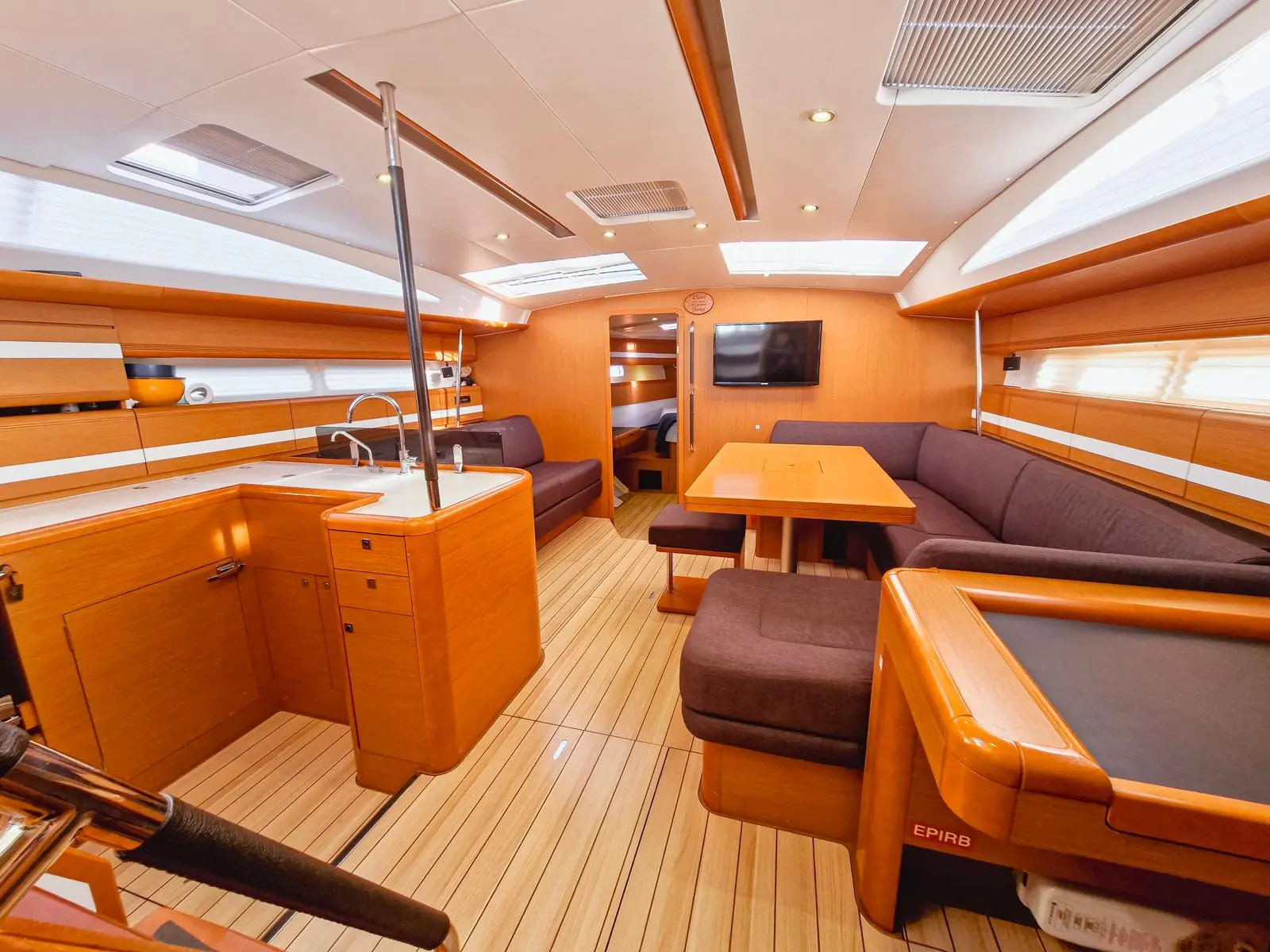 2015 Jeanneau sun odyssey 53