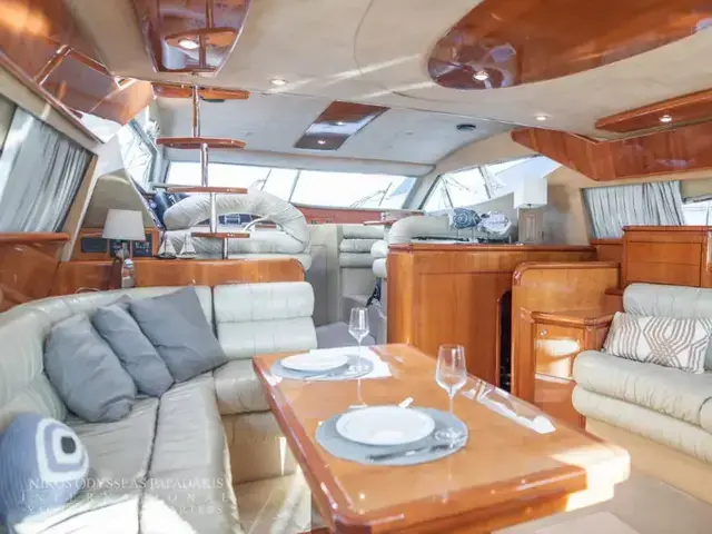 Ferretti Yachts 620