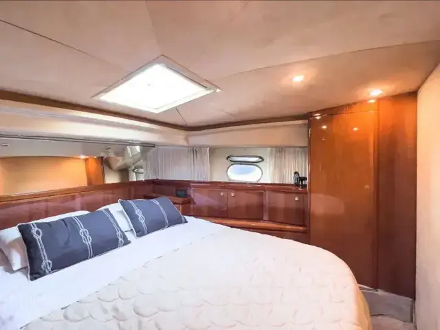 Ferretti Yachts 620