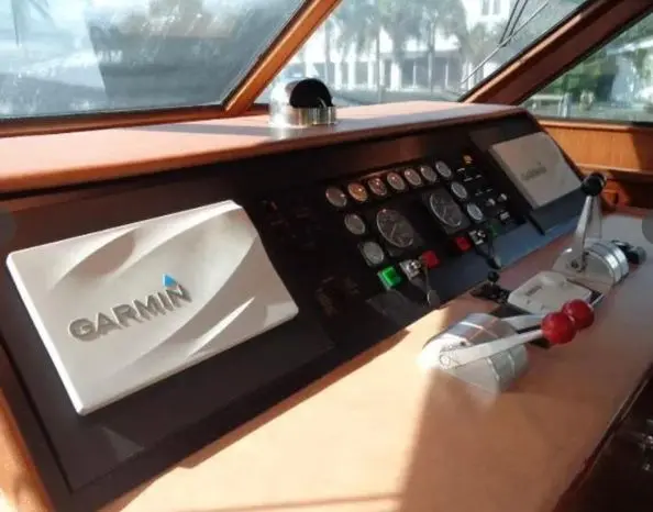 1989 Hatteras 67 cockpit motor yacht