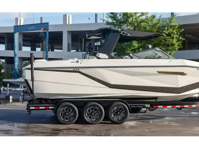 Nautique G23