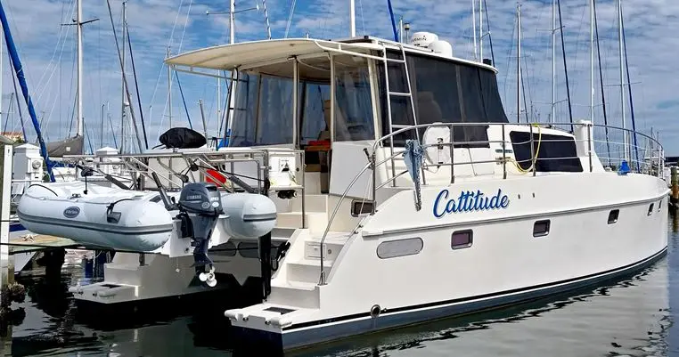 2005 Endeavour 44 trawlercat