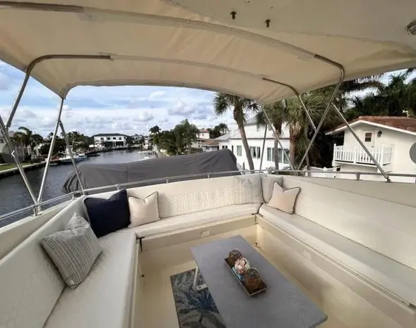 1989 Hatteras 67 cockpit motor yacht