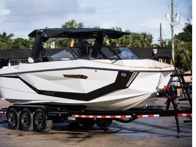 Nautique G23