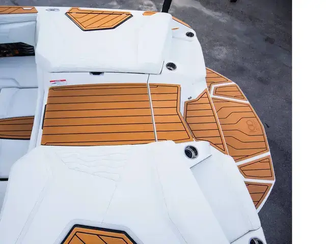 Nautique G23