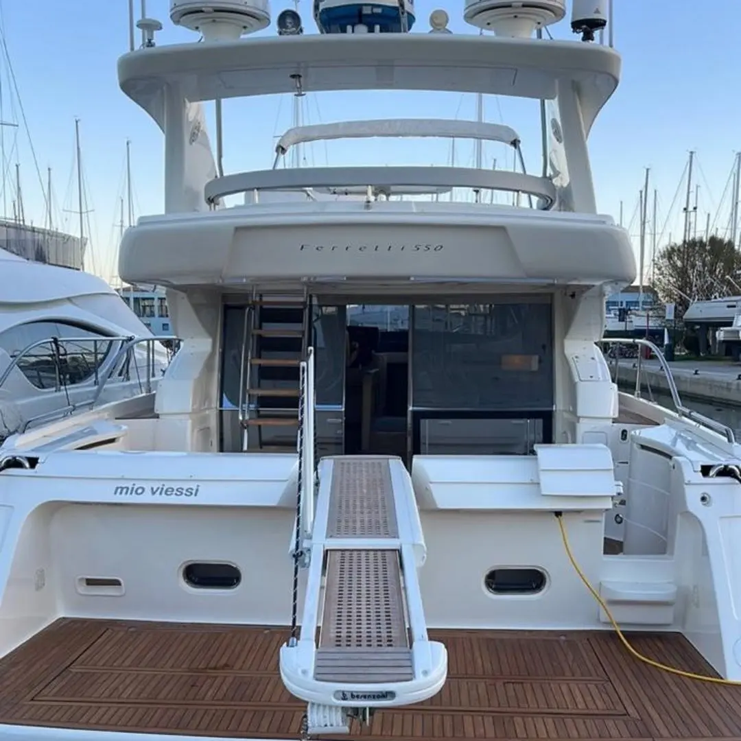 2005 Ferretti ferretti 550