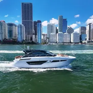 2024 Cruisers Yachts 50 Cantius