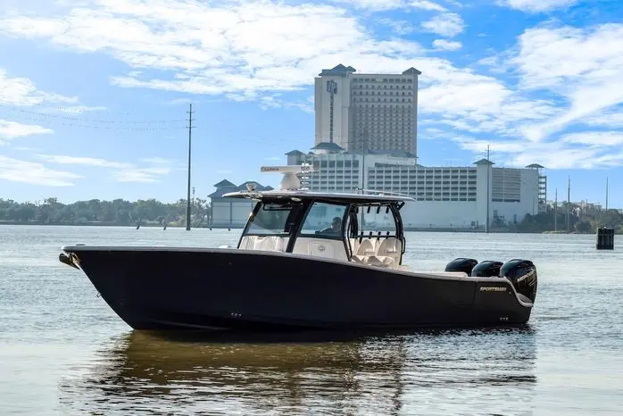 2022 Sportsman open 352 center console