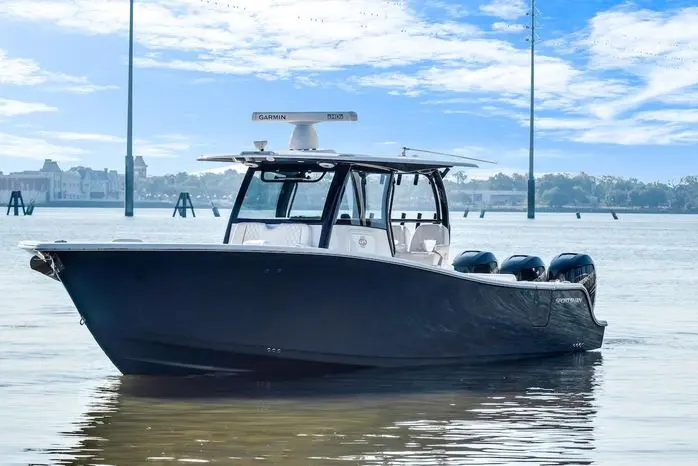 2022 Sportsman open 352 center console