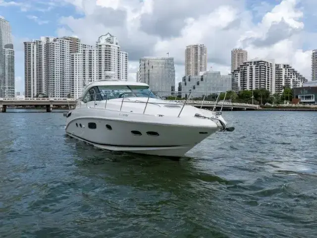 Sea Ray 43 Sundancer